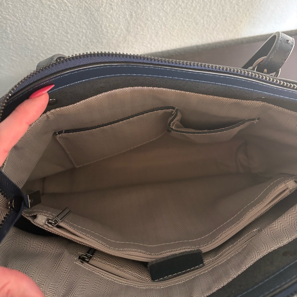 MDBM Navy Tote - Picture 3 of 6